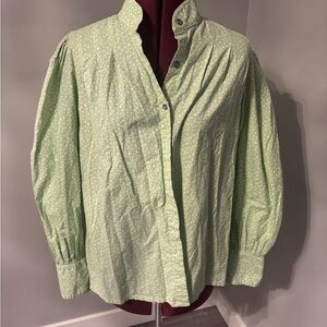 Vintage Frontier Classis Light Green Floral Button-Up Blouse. Size L